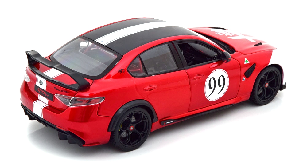 Alfa Romeo Giulia GTAm #99 Racing 2020 1:18 Bburago