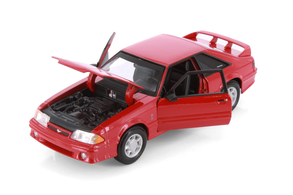 Ford Mustang SVT Cobra 1993 red 1:24 Maisto