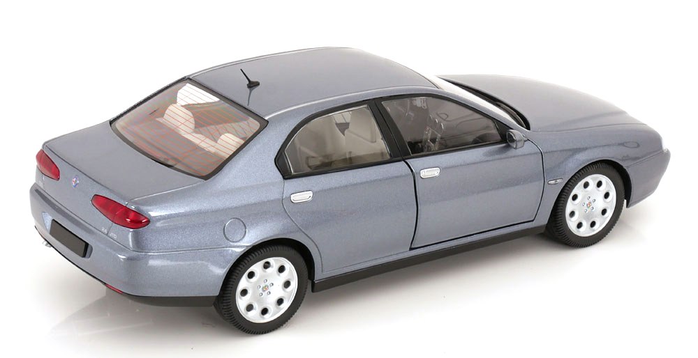 Alfa Romeo 166 2.4 JTD 1998 grey 1:18 Mitica