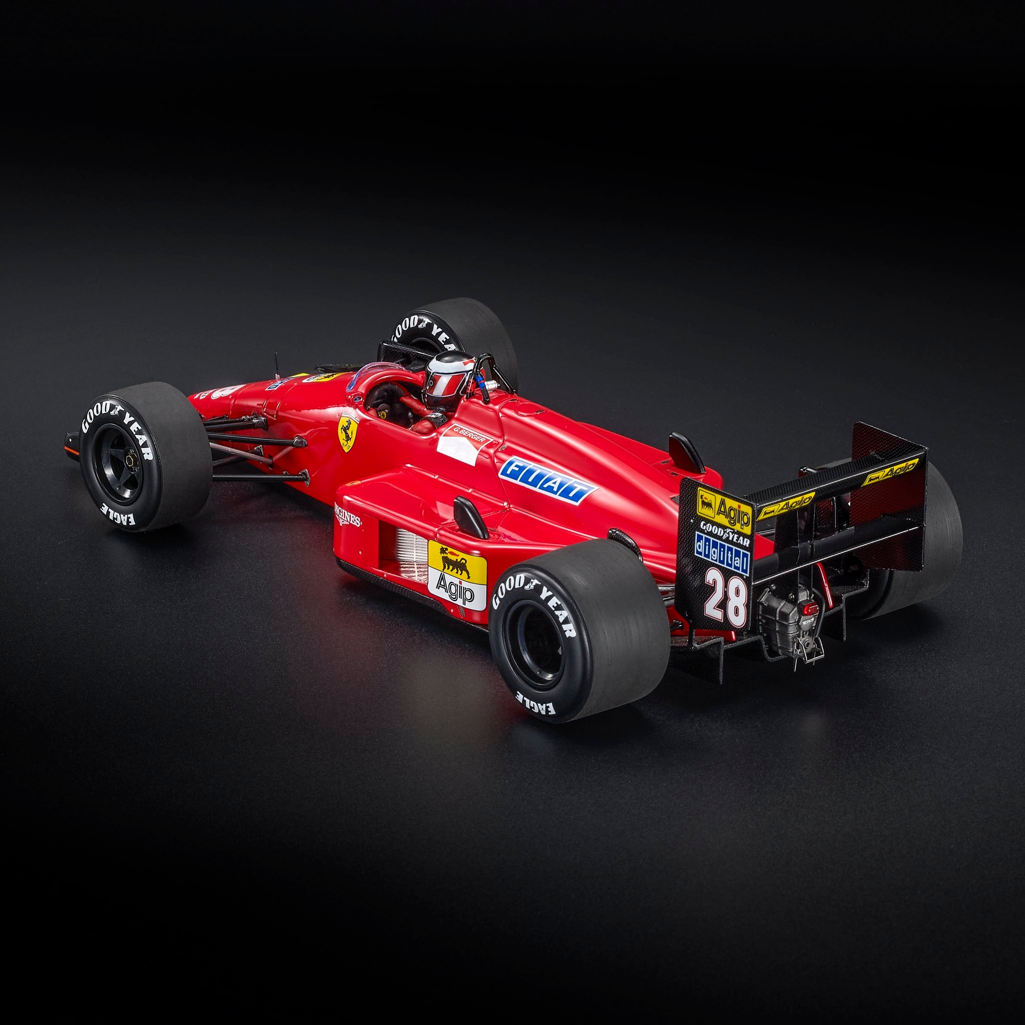 Ferrari F1 87 #28 G.Berger Winner Japan GP 1987 with Pilot Figure 1:18 GP Replicas