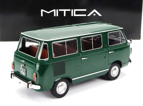 Fiat 850 Familiare Serie-2 1970 green/brown interier 1:18 Mitica