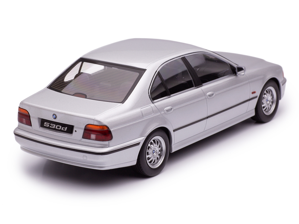 BMW 530d E39 Sedan 1995 silver 1:18 KK Scale