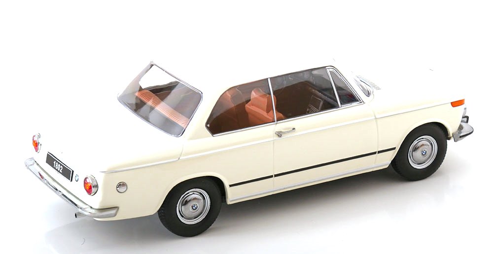 BMW 1802 1-Series Facelift 1971 white 1:18 KK Scale