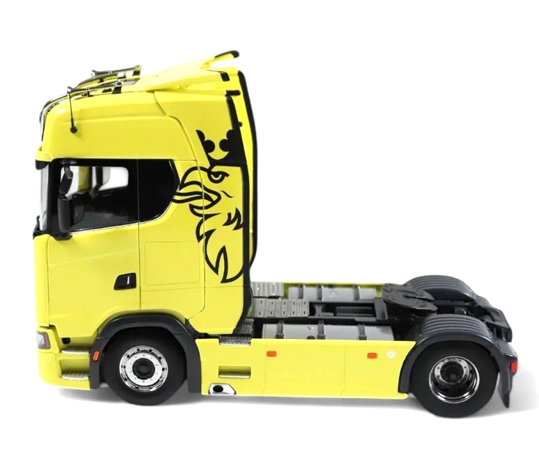 Scania S730 V8 Tractor Truck 2-Assi with Vabis Logo 2017 yellow 1:18 NZG