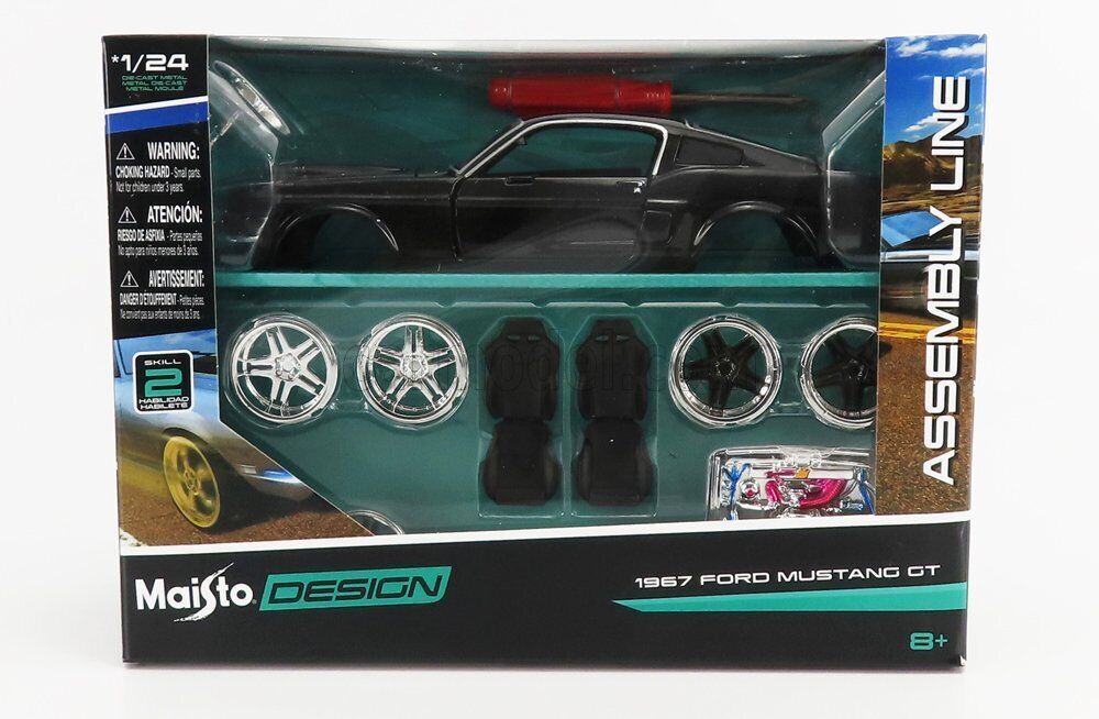 Ford USA Mustang GT Coupe Custom 1967 "KIT" black 1:24 Maisto