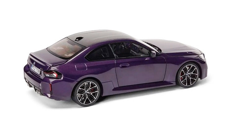 BMW M2 Coupé G87 twilight violet 1:18 BMW Collection