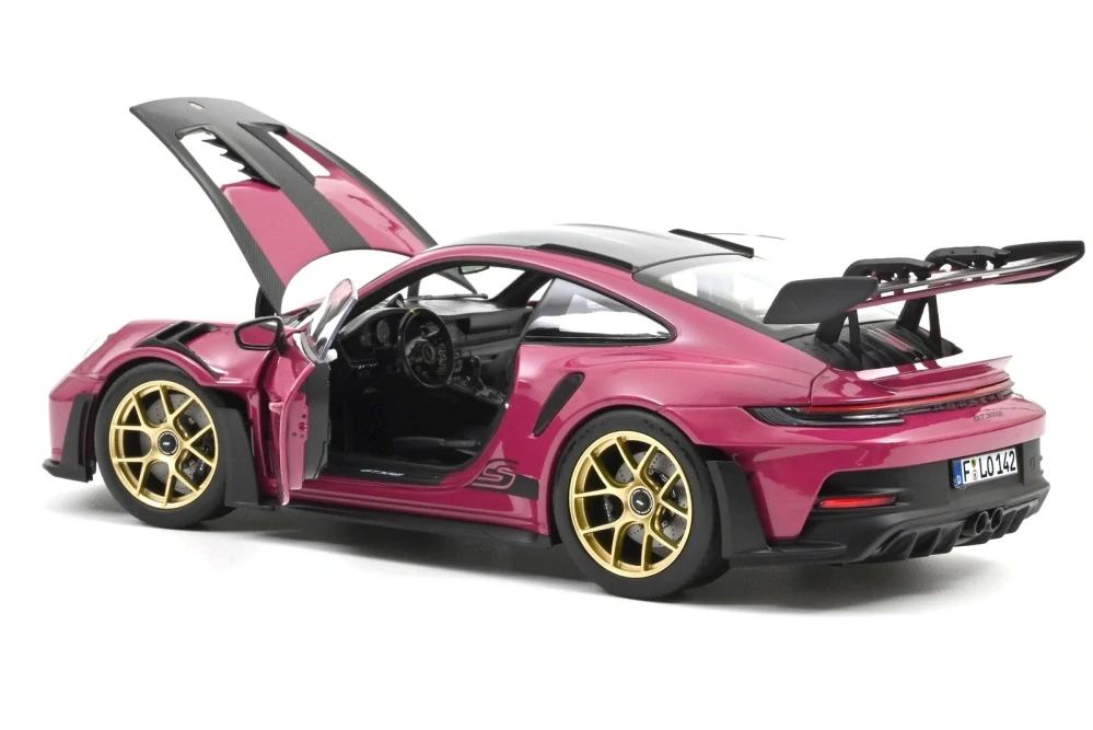 Porsche 911 GT3 RS Weissach Package 2022 ruby star 1:18 Norev
