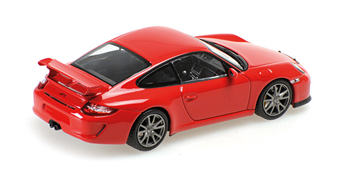 Porsche 911 GT3 2009 red 1:43 Minichamps