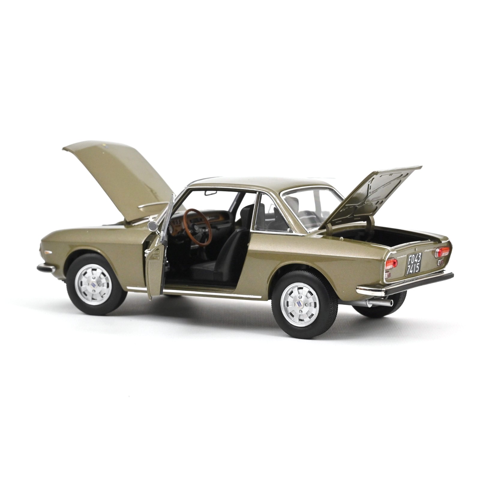 Lancia Fulvia 1971 bronce longchamps 1:18 Norev