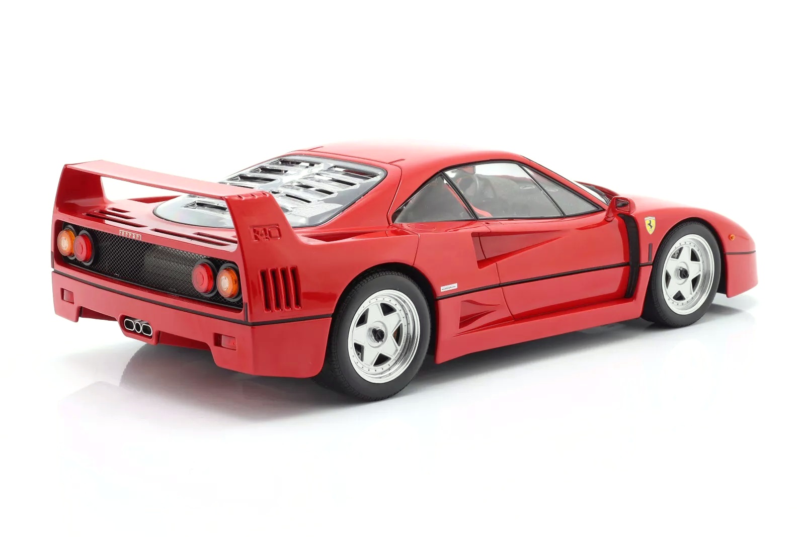 Ferrari F40 1987 red 1:12 Norev
