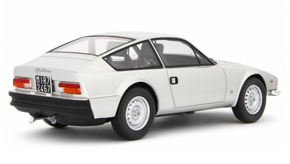 Alfa Romeo Giulia Coupé 1600 GT Junior Zagato 1972 grey metallic 1:18 Laudoracing Model
