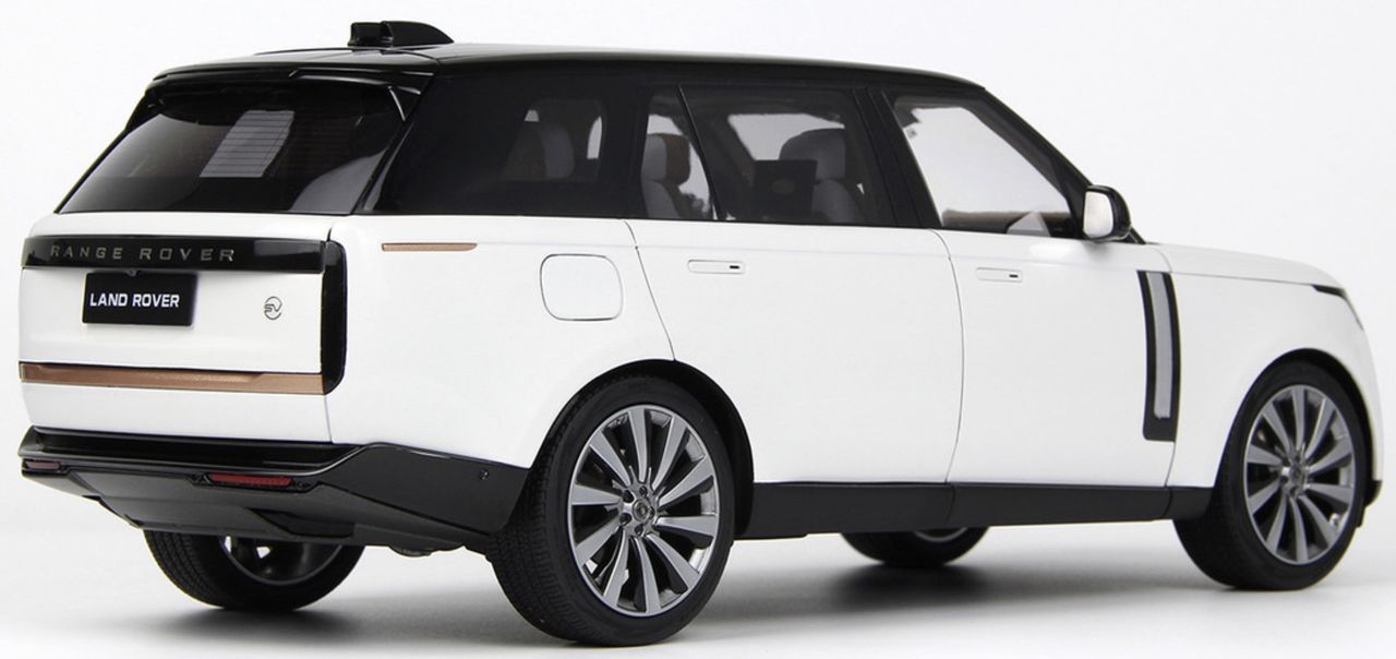 Land Rover Range Rover SV Serenity 2022 white/black roof 1:18 LCD Model