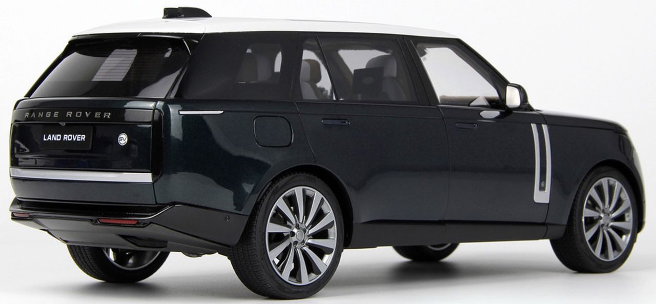 Land Rover Range Rover SV Serenity 2022 green/white roof 1:18 LCD Model