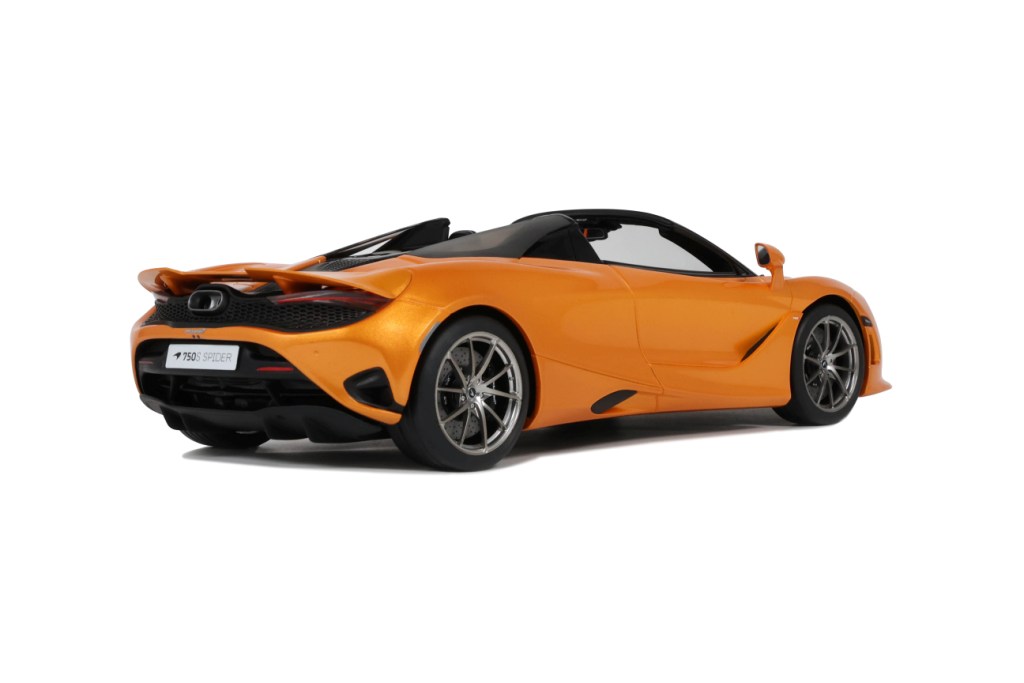 McLaren 750S Spider 2024 orange 1:18 GT Spirit