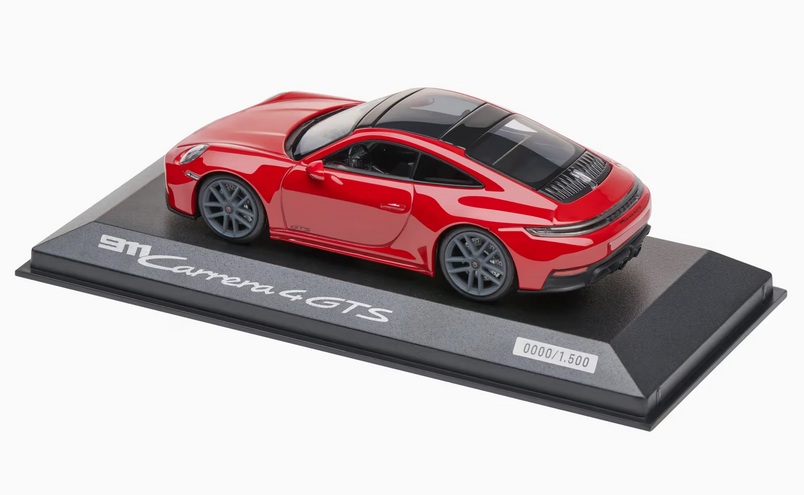 Porsche 911 Carrera 4 GTS Coupé carmine red 1:43 Porsche Dealer Edition