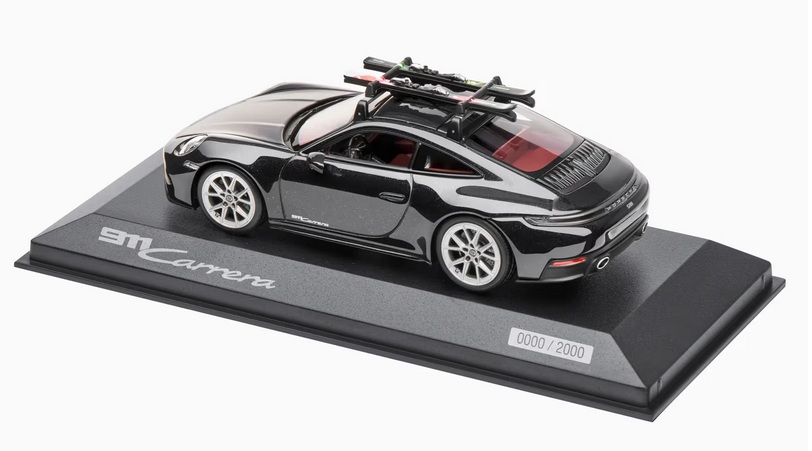 Porsche 911 Carrera with Skis carbon black metallic 1:43 Porsche Dealer Edition