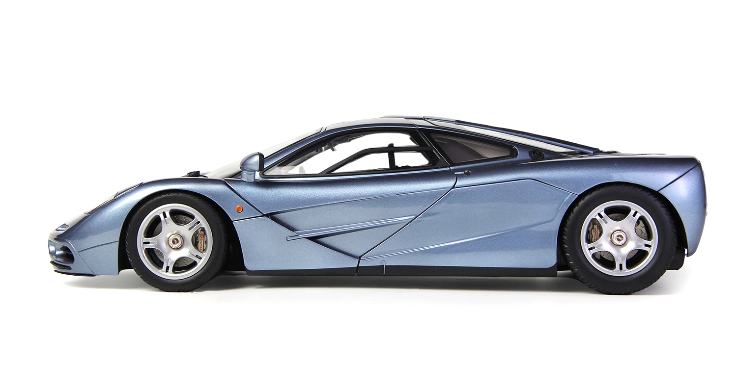 McLaren F1 XP5 light blue metallic 1:18 LCD Model