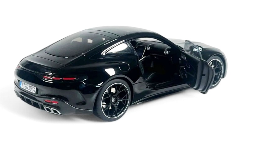 Mercedes-AMG GT63 obsidian black 1:18 NZG