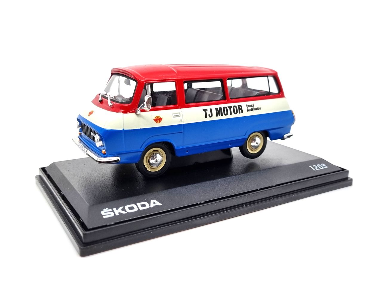 Škoda 1203 TJ Motor České Budějovice limitovaná edice "Hokej 88" 1:43 Svět autíček