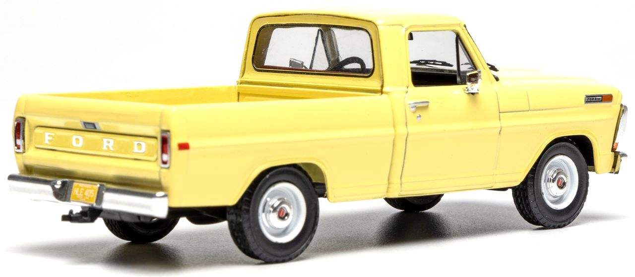 Ford F100 1978 light yellow 1:43 Ixo Models