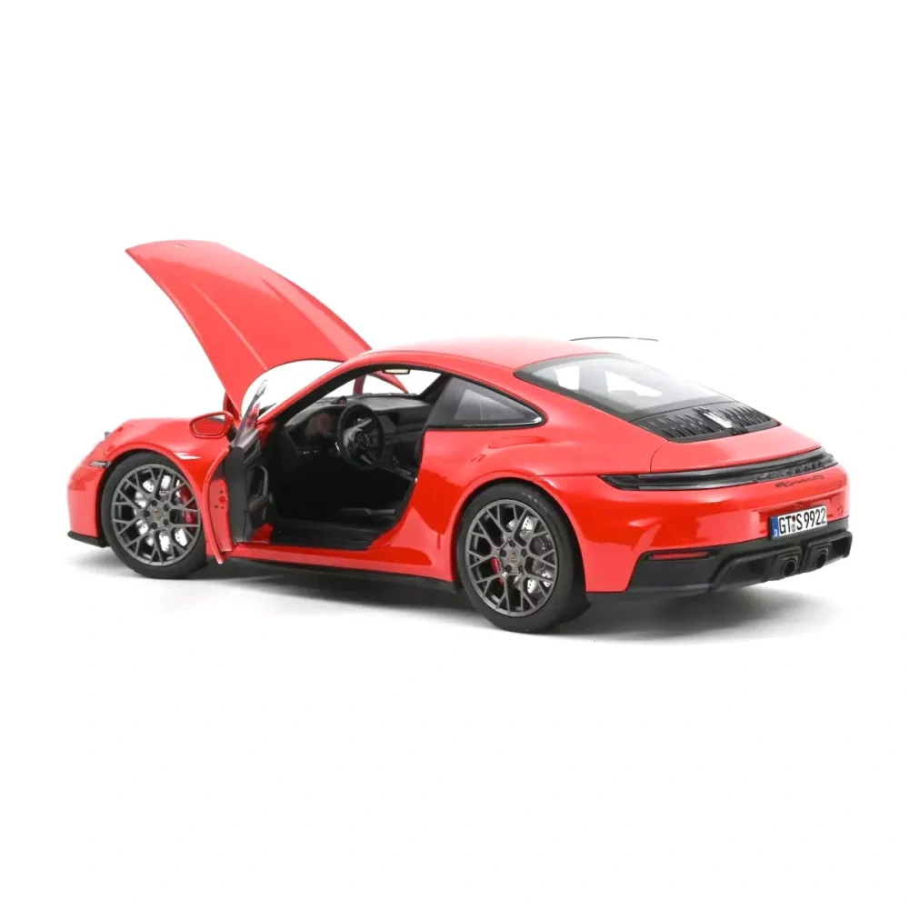 Porsche 911 Carrera 4 GTS 2025 guards red 1:18 Norev