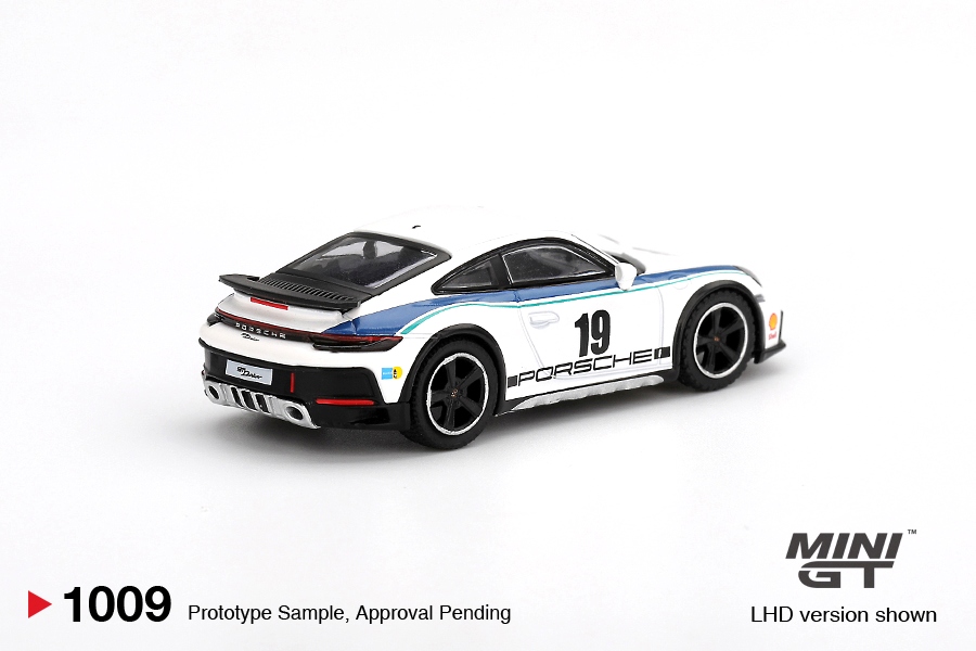 Porsche 911 Dakar Rally Design Packet 1:64 Mini GT
