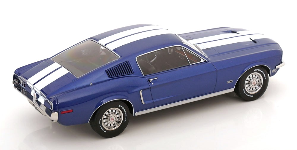 Ford Mustang GT Fastback 1968 blue metallic/white 1:18 KK Scale