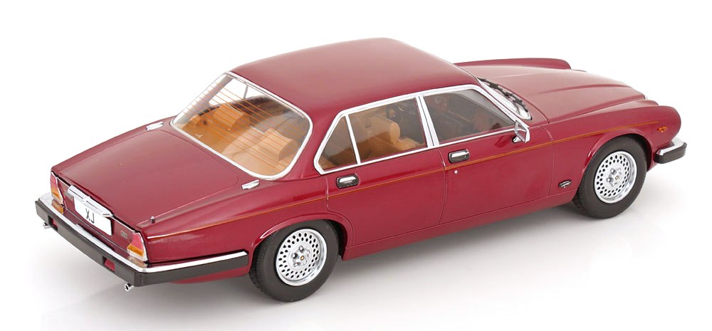 Jaguar XJ Series III 1979 dark red 1:18 MCG Modelcar Group
