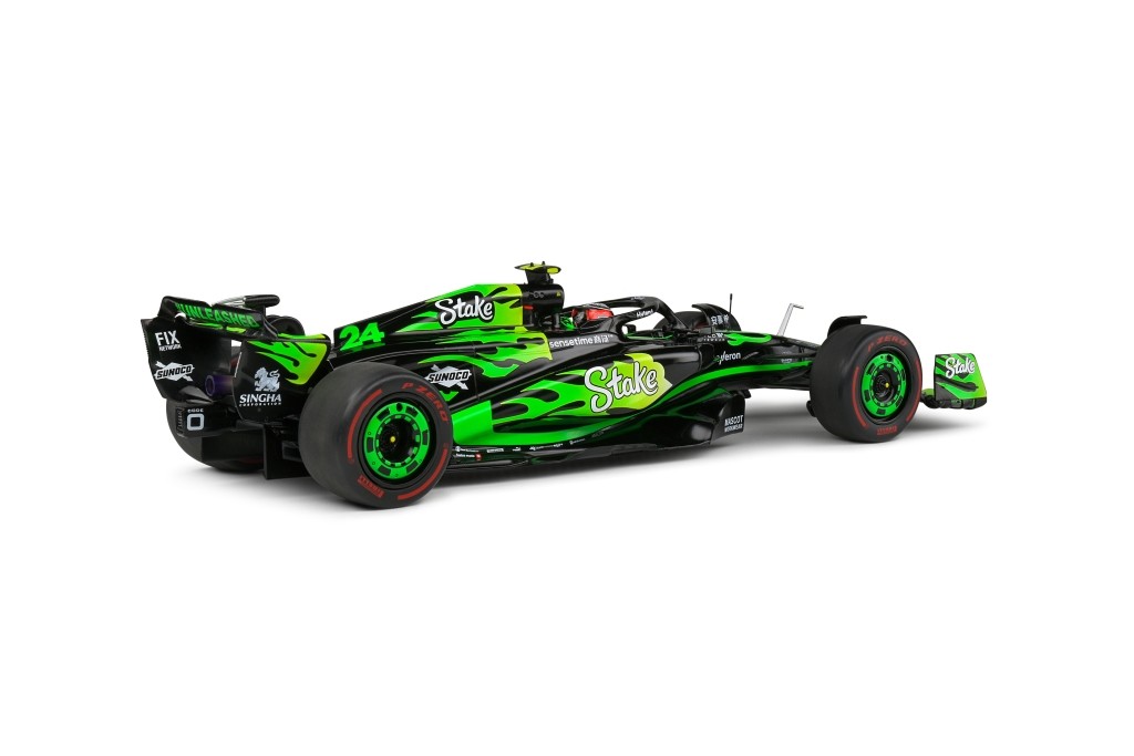 Kick Sauber F1 Team C44 Black #24 Z.Guanyu Las Vegas GP 2024 1:18 Solido