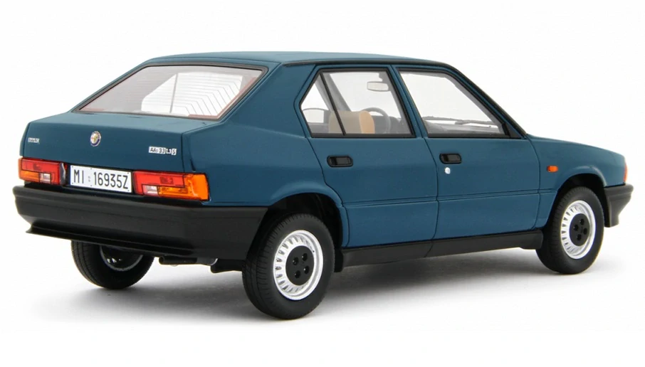 Alfa Romeo 33 1.3S 1985 blue 1:18 Laudoracing Model