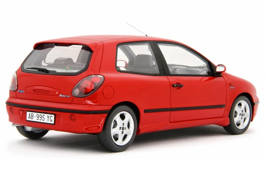 Fiat Bravo 2.0 HGT 1995 red 1:18 Laudoracing Model