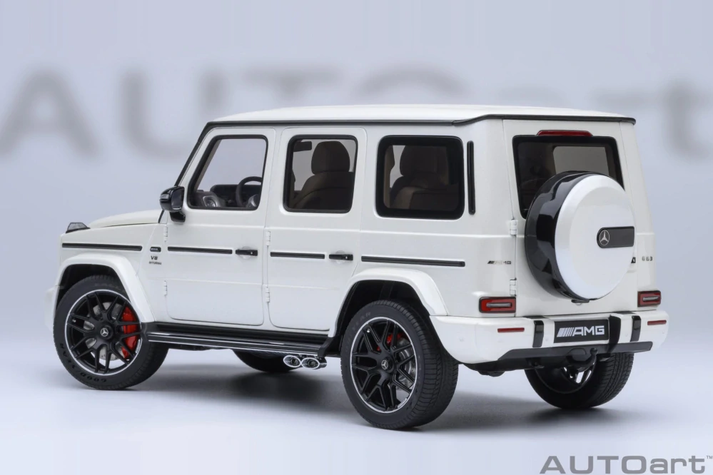 Mercedes-AMG G63 2019 brilliant white 1:18 AUTOart