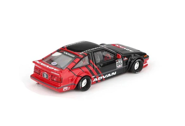 Toyota AE86 Sprinter Trueno 1983 Kaido ADVAN 1:64 Mini GT