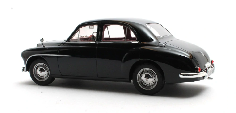 MG Magnette 1956-1958 black 1:18 Cult Scale Models