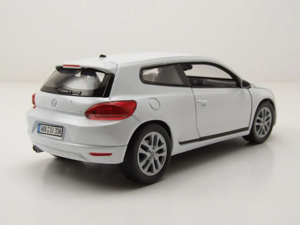 Volkswagen Scirocco 2010 white 1:24 Welly