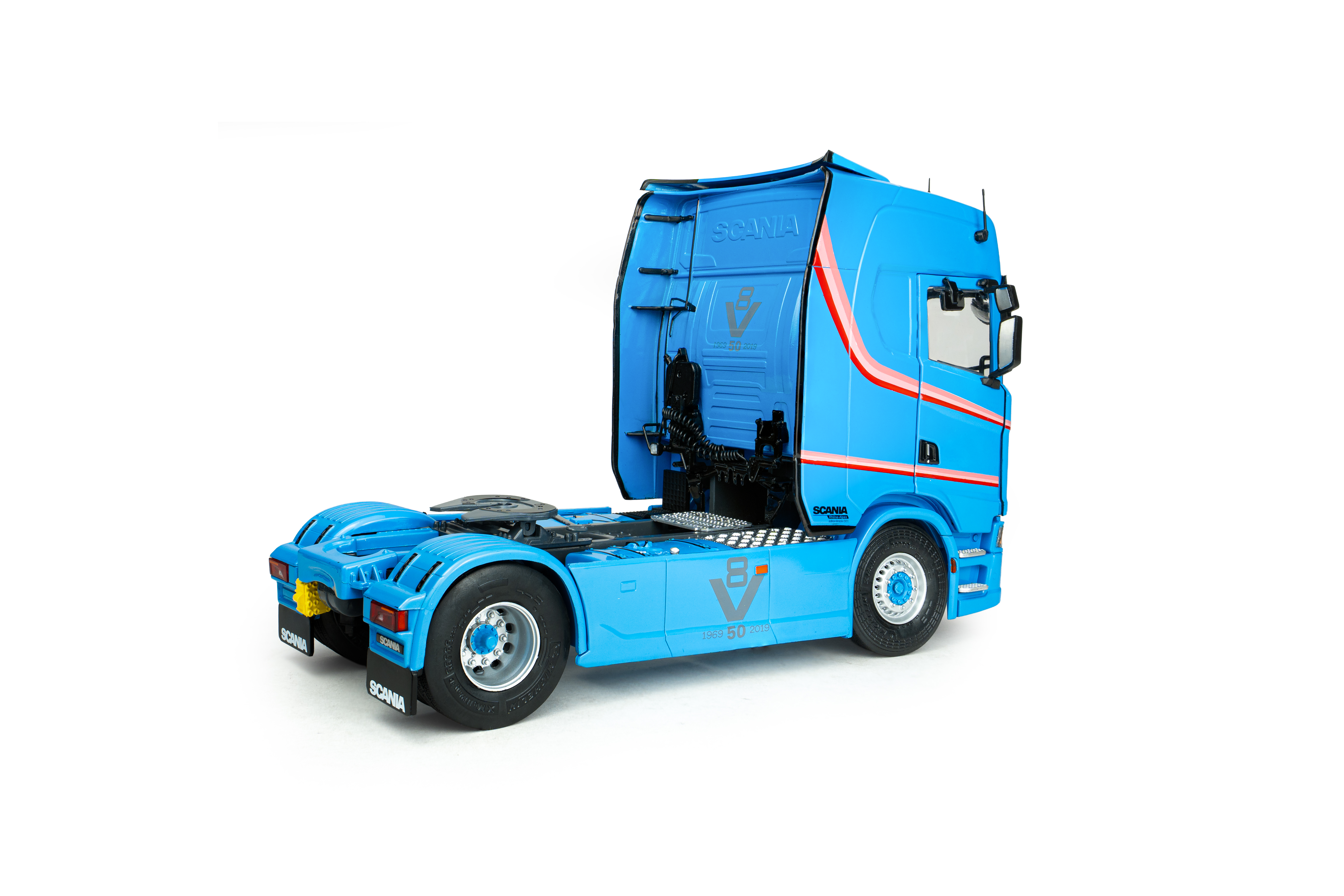 Scania 580S Highline 113 Tribute 2023 blue 1:24 Solido