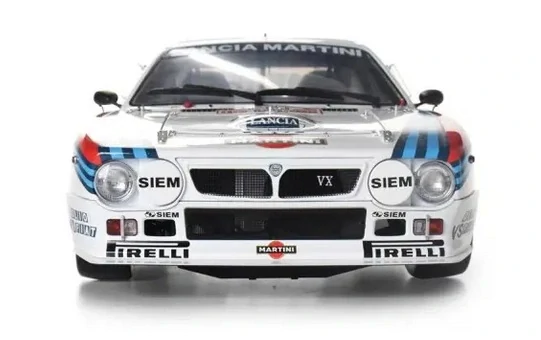 Lancia 037 #5 Alen/Kiwimaki Winner Tour de Corse 1984 with Light and Sound 1:8 Ixo Models 