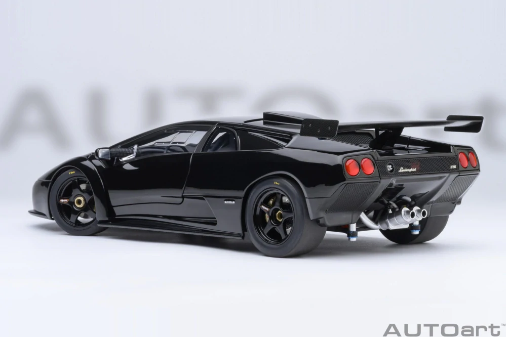 Lamborghini Diablo GT-R 1999 deep black 1:18 AUTOart