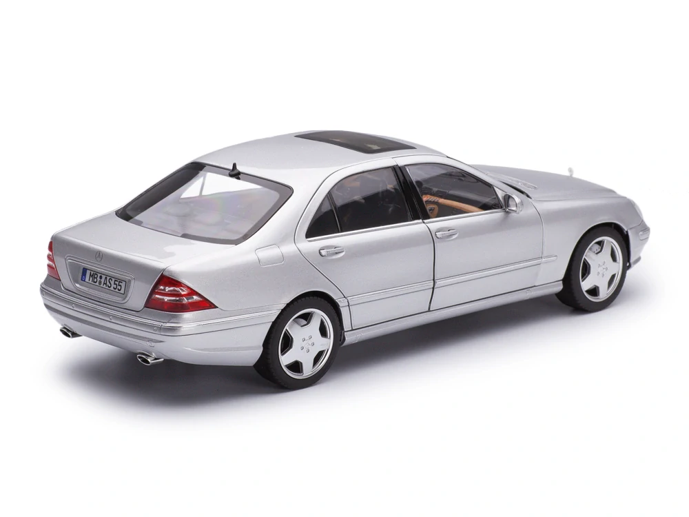 Mercedes-Benz S55 AMG W220 2000 silver 1:18 Norev