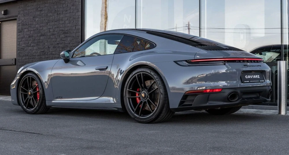 Porsche 911 992 Carrera 4 GTS 2023 grey 1:43 Solido