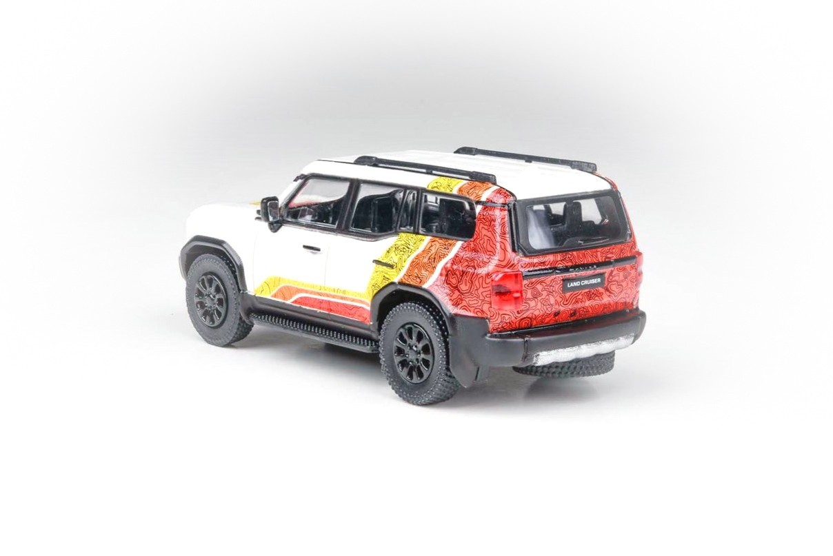 Toyota Land Cruiser 250 Prado 2025 white 1:64 Para64