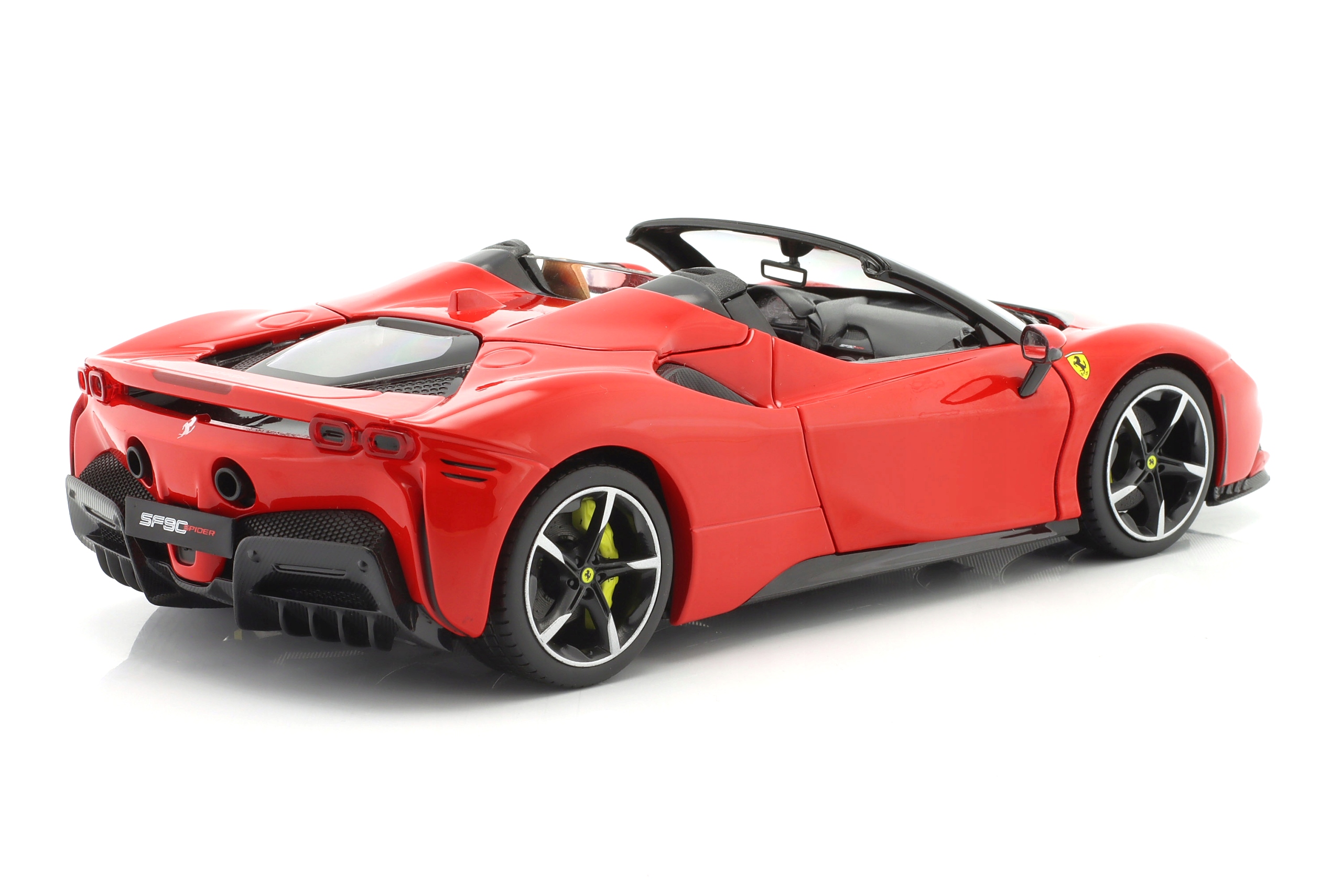 Ferrari SF90 Spider 2020 red 1:18 Bburago