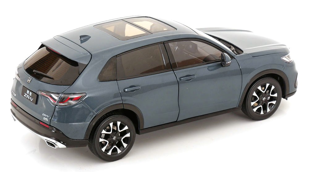 Honda ZR-V 2023 grey 1:18 Paudi Model
