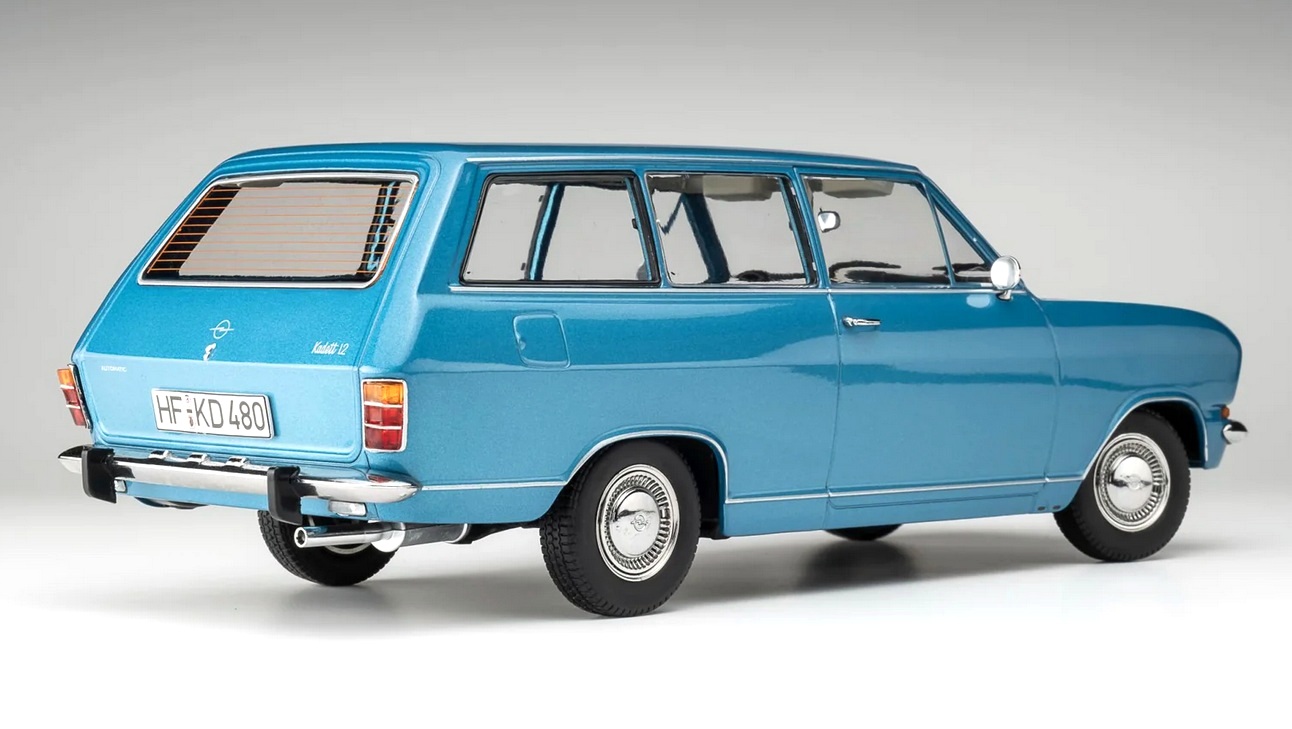 Opel Kadett B Caravan 1972 Monza blue metallic 1:18 Touring Modelcars