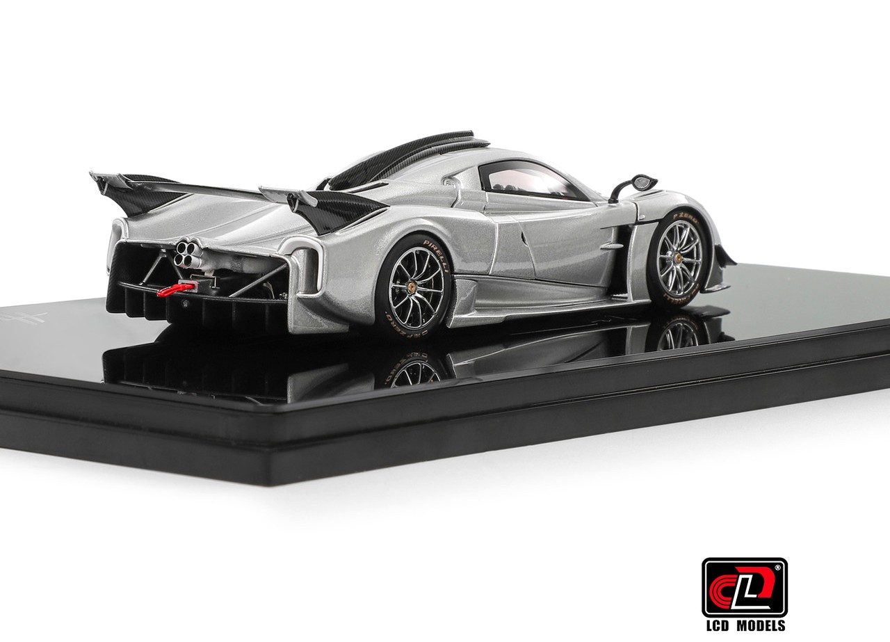 Pagani Huayra R silver 1:43 LCD Model