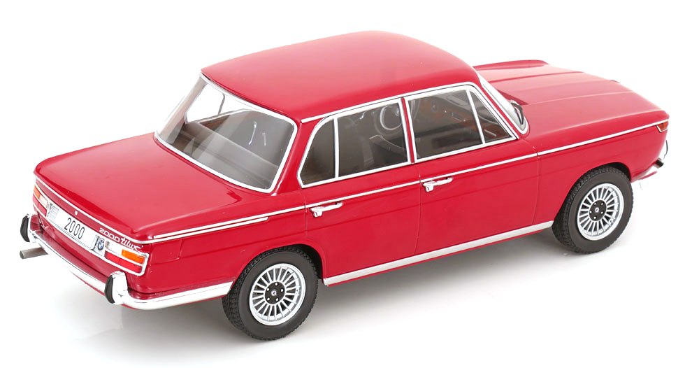 BMW 2000 Typ 121 1966 dark red 1:18 MCG 