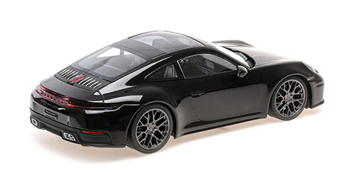 Porsche 911 (992.2) Carrera Coupe 2024 black metallic 1:18 Minichamps 