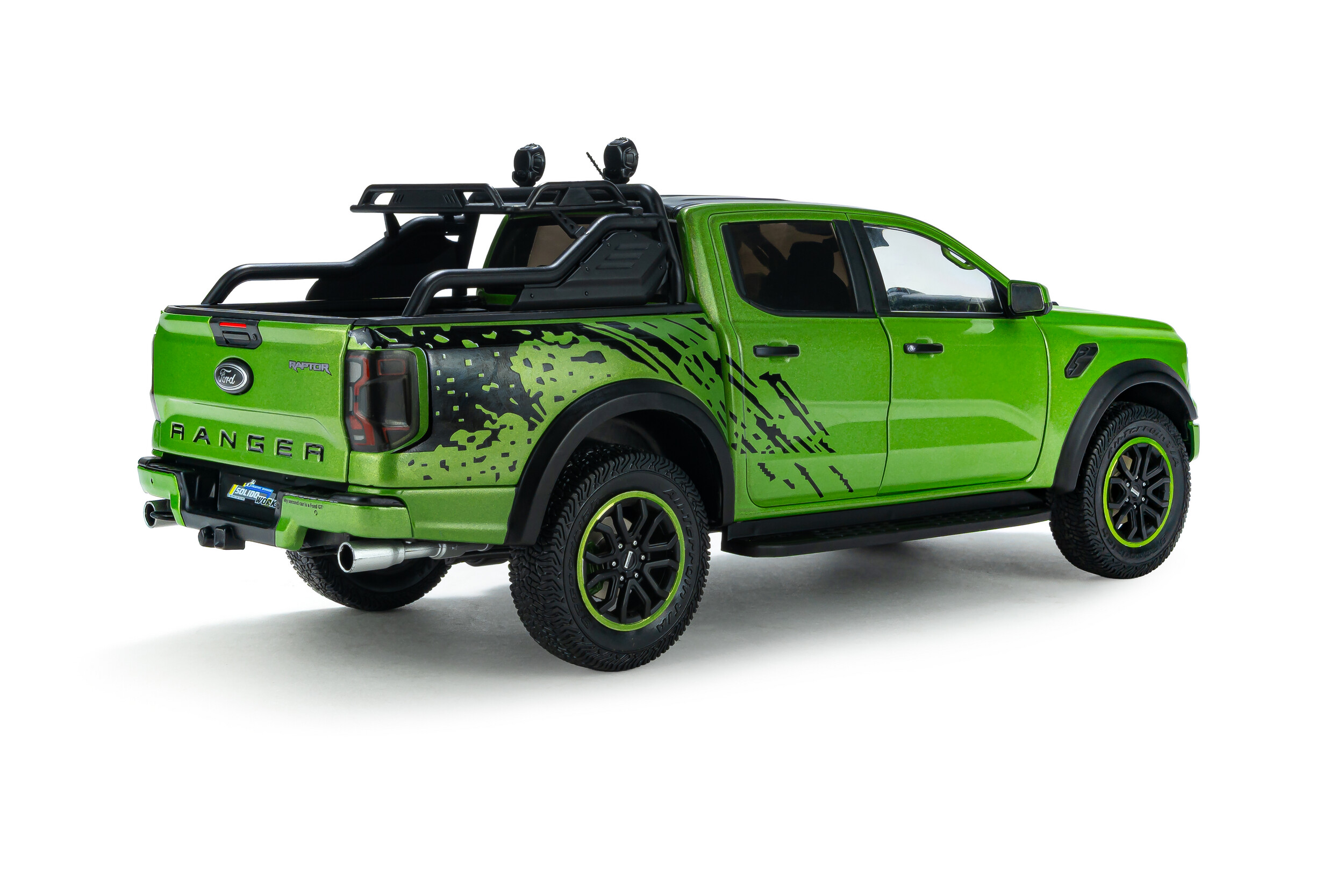 Ford Ranger Raptor 2024 green metallic 1:18 Solido