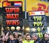Red Bull Racing RB21 Oracle #1 M.Verstappen Azerbaijan GP 2025 with Pit Board 1:43 Spark