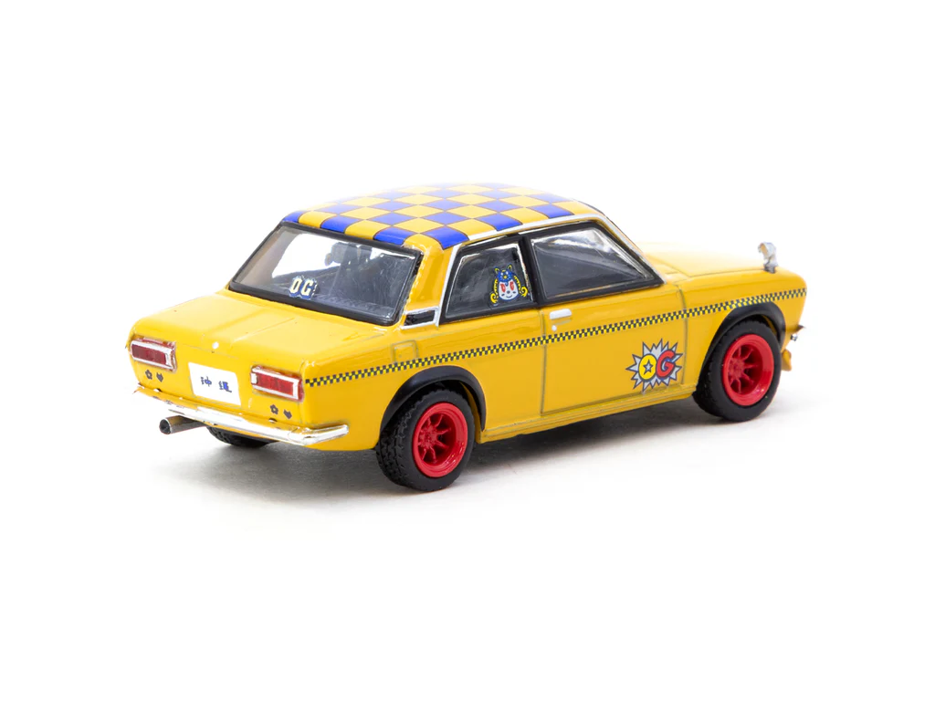 Datsun 510 *OG* yellow/red/blue 1:64 Tarmac